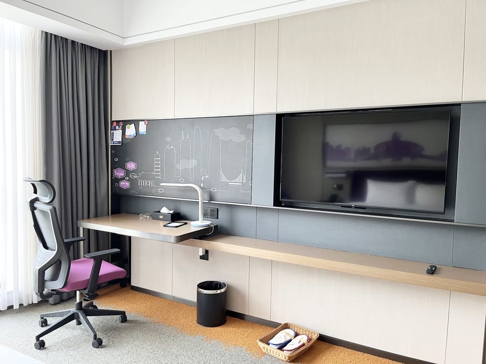 Superior Room | Television
