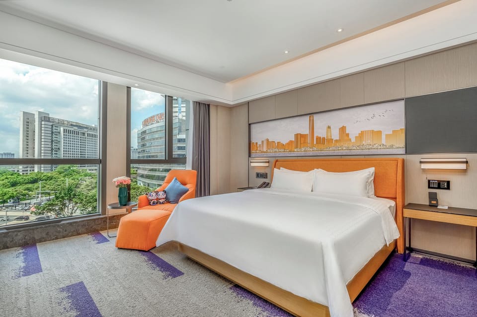Business Studio Suite | Premium bedding, down comforters, memory foam beds, minibar