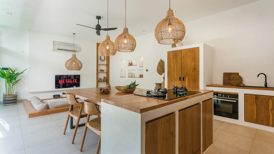 Deluxe Villa, 2 Bedrooms, Garden View | Private kitchen | Fridge, stovetop, electric kettle, blender