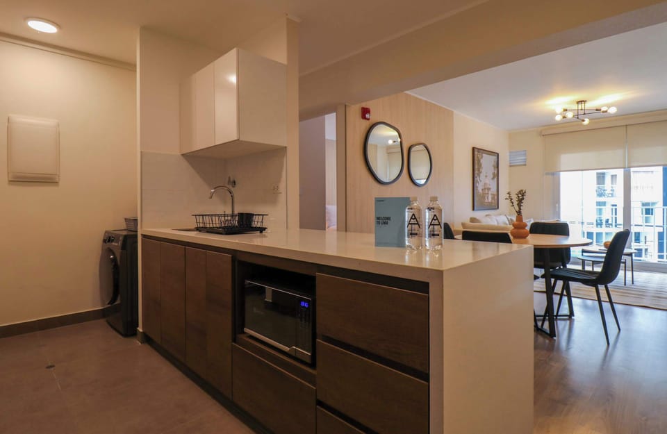 Clean and fully equipped kitchen