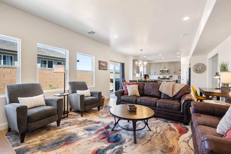 House, 4 Bedrooms | Interior
