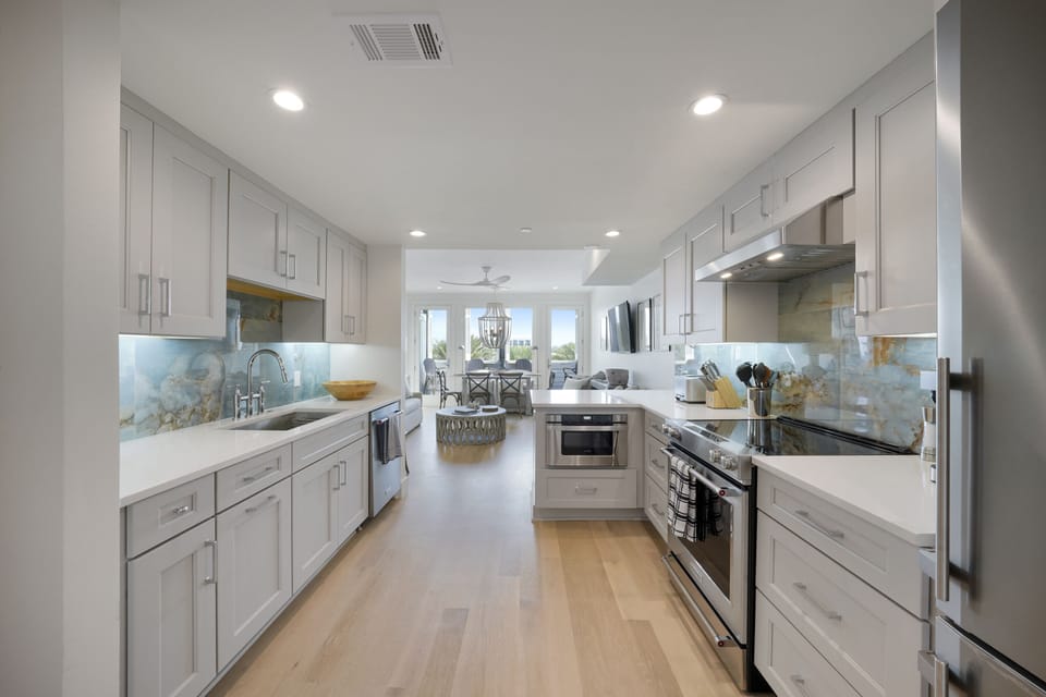 ENTRY VIEW OF FRESHLY RENOVATED CONDO w/GOURMET KITCHEN!