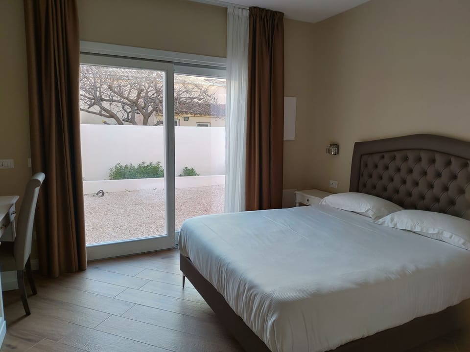 Classic Double Room | Premium bedding, down comforters, minibar, desk