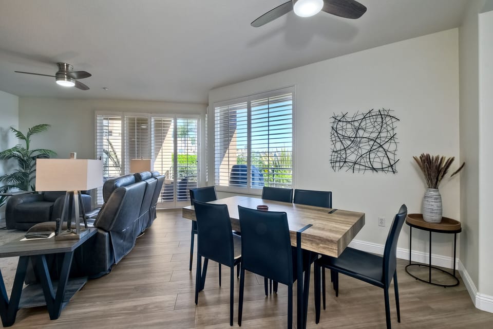 Open floor plan connects to dining area