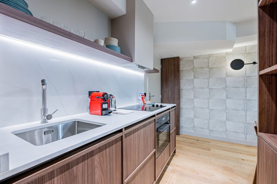 LovelyFlat-SacréCoeurMontmartre-Swimmingpool