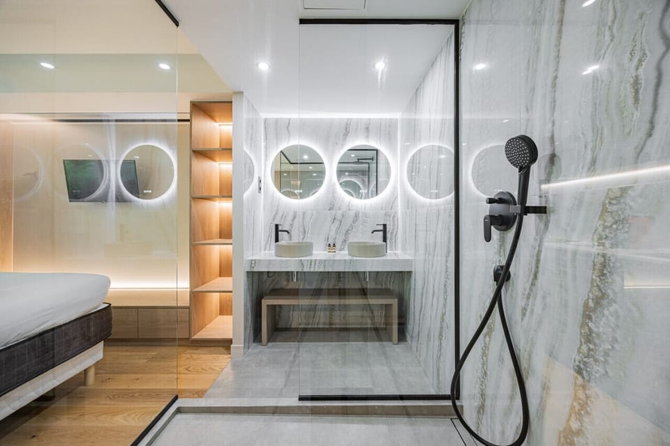 LovelyFlat-SacréCoeurMontmartre-Swimmingpool
