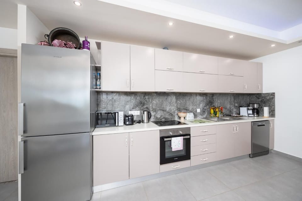Equipped kitchen
