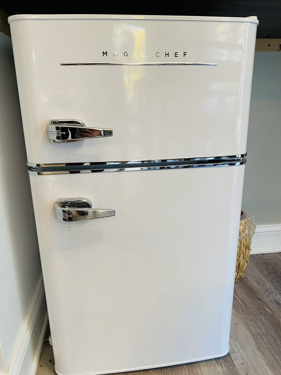 Retro mini fridge.