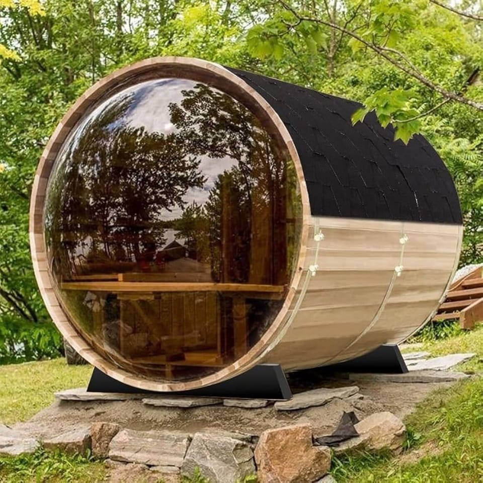 Panoramic barrel sauna with a open lake view