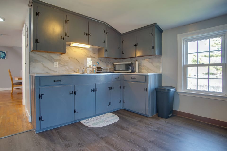 Kitchen | Cooking Basics | Breakfast Table