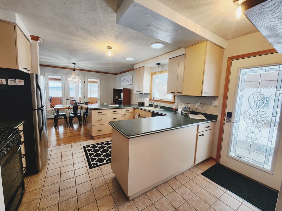 Kitchen (1)