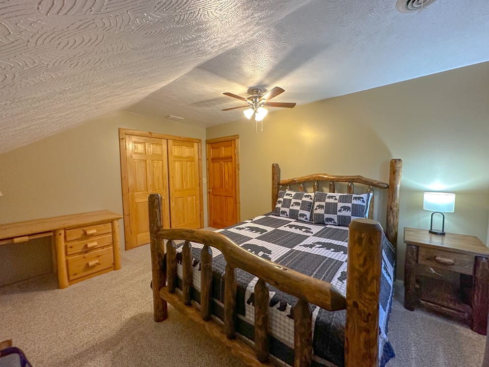 1st Choice Lodging Wilderness Lodge 