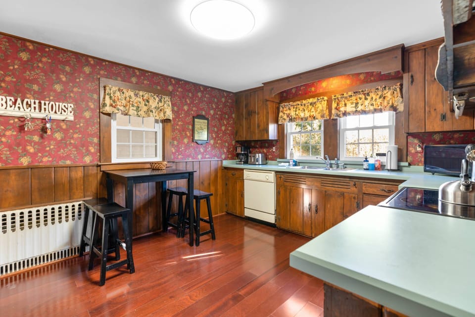 kitchen first floor