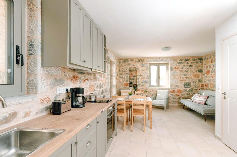 House | 2 bedrooms, soundproofing