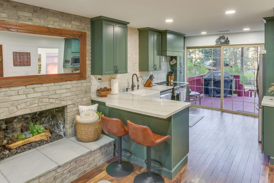 Kitchen | Dining