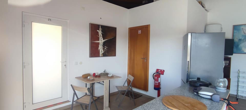 Studio Experience kitchenette