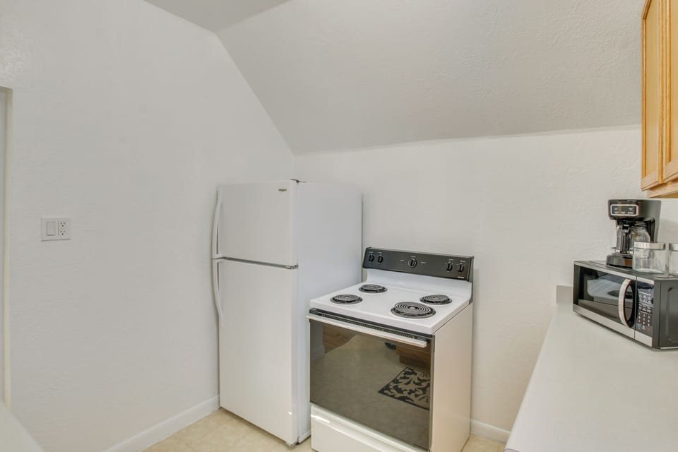 Apartment (1 Bedroom) | Interior