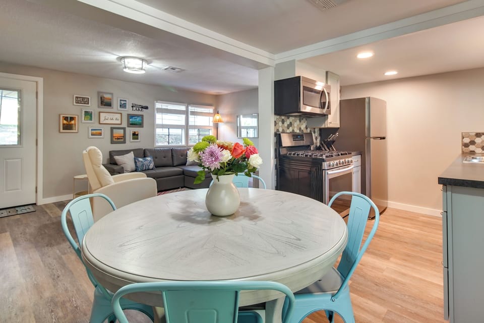House (2 Bedrooms) | Interior