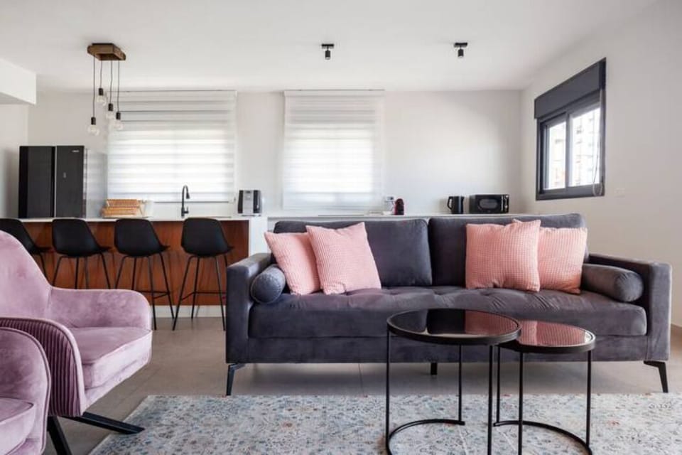 Luxury Apartment | Living area