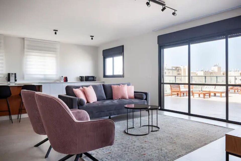 Luxury Apartment | Living area
