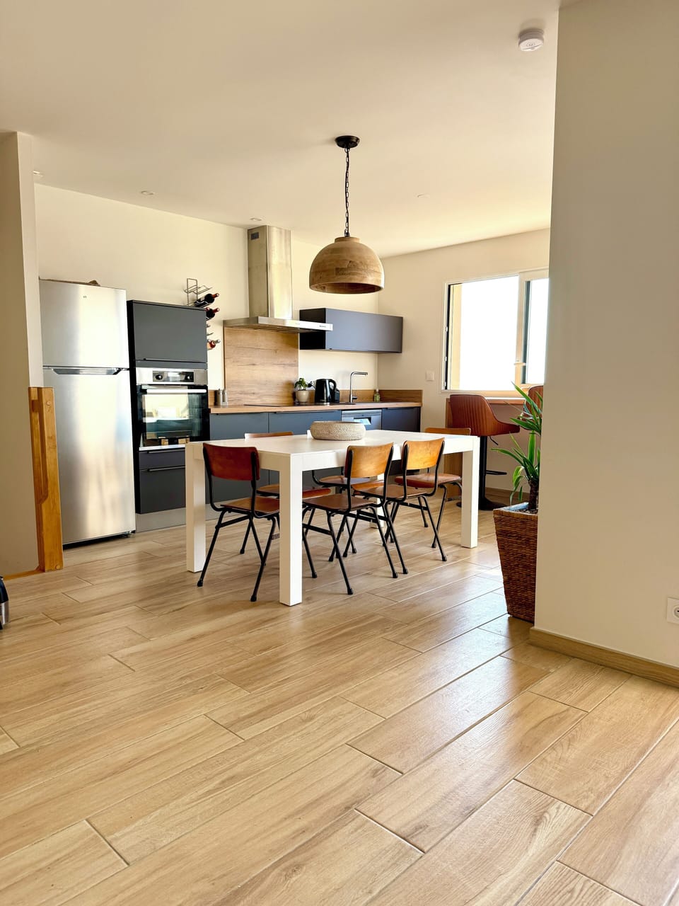 Fully fitted kitchen