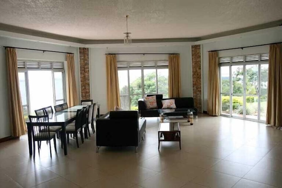 Superior Double Room | Living area | Computer monitors