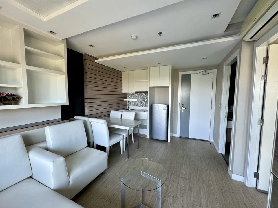 Condo | Living area