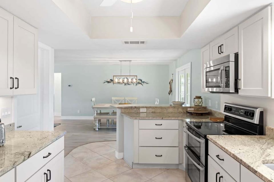 Fully equipped kitchen