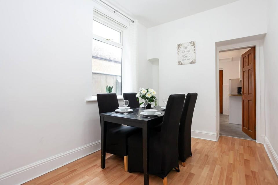 House | Dining