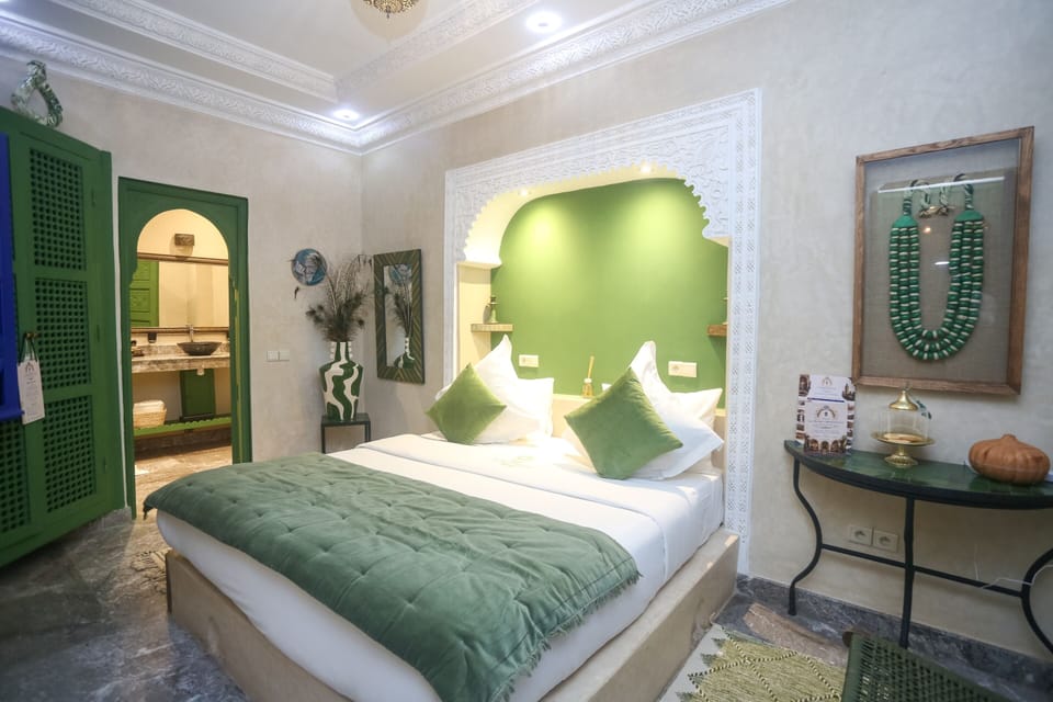 Classic Double Room, Ensuite | Frette Italian sheets, premium bedding, down comforters