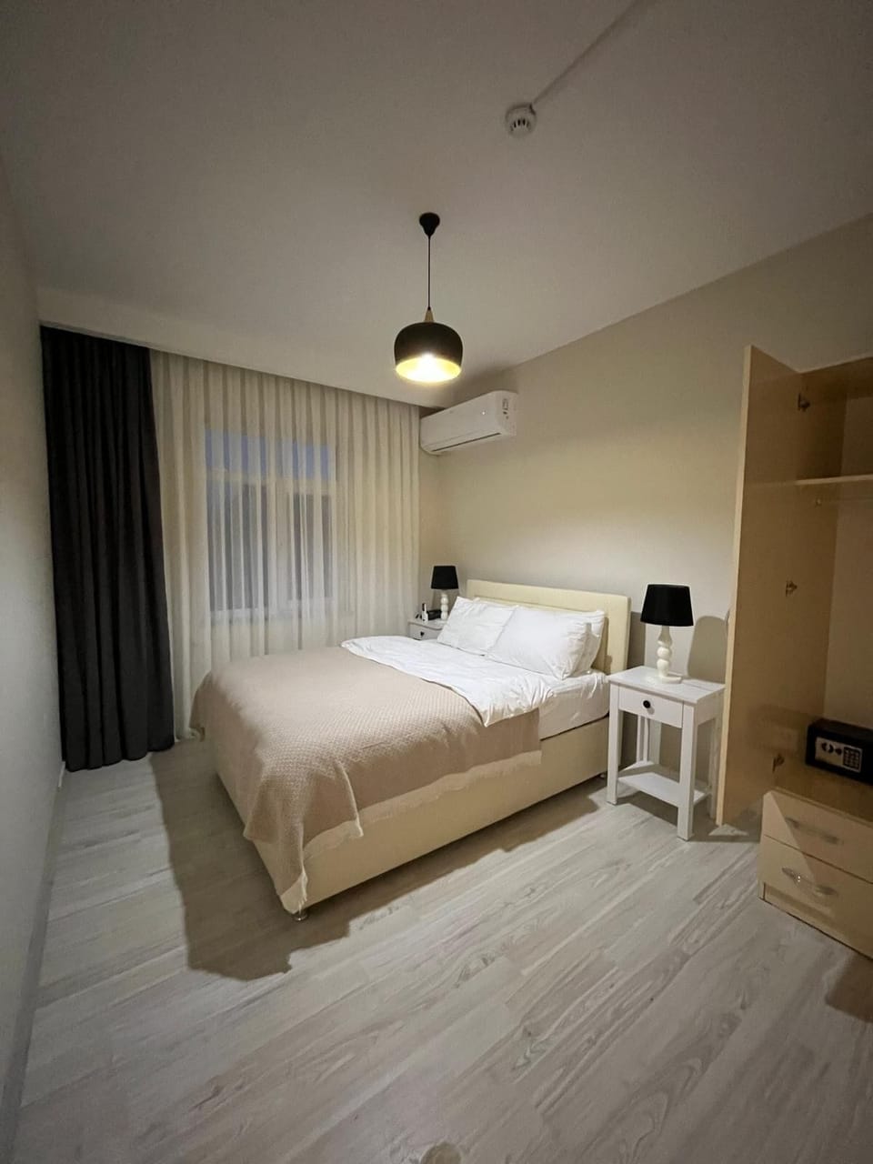 Economy Room, Garden View | Premium bedding, minibar, individually decorated, desk