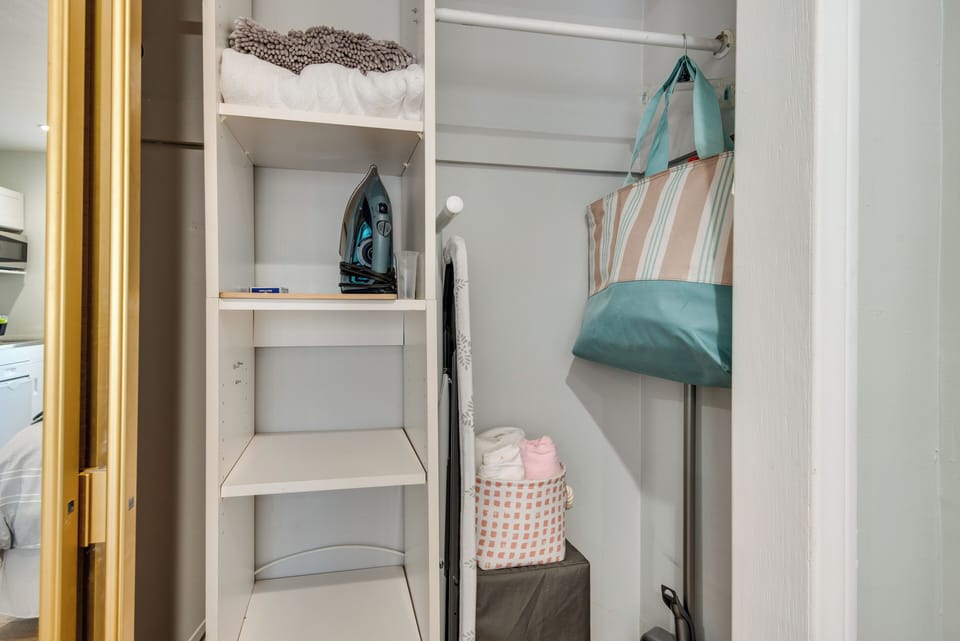 Apartment (0 Bedroom) | Interior