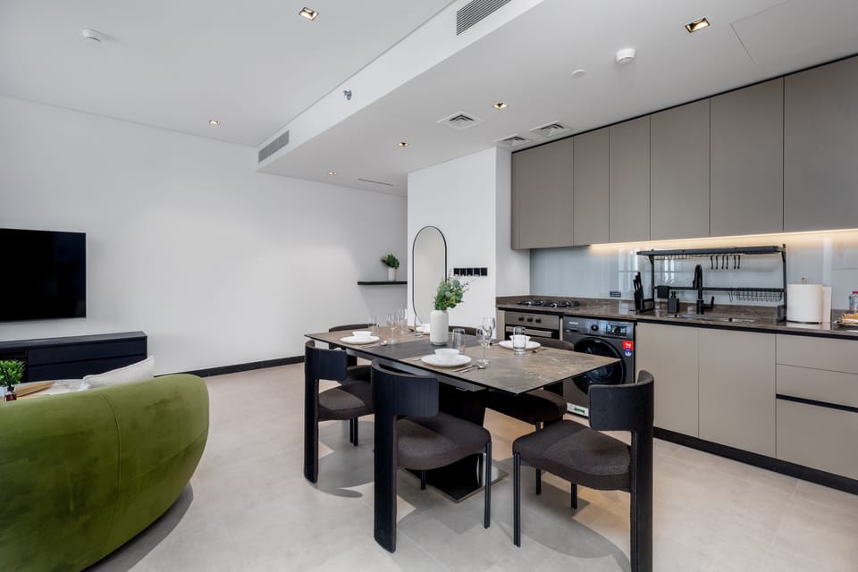 Comfort Apartment | Private kitchen | Fridge, microwave, oven, coffee/tea maker