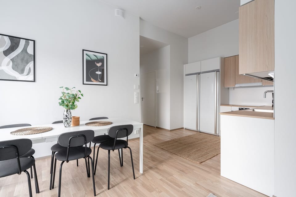 Deluxe Apartment | 2 bedrooms, premium bedding, down comforters, individually decorated