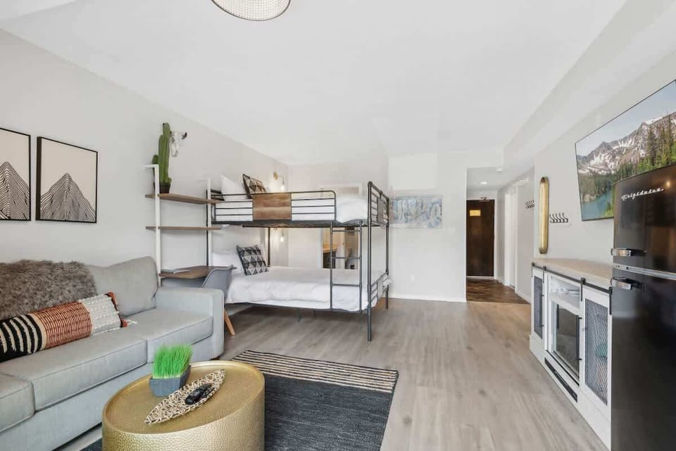 Suite Layout