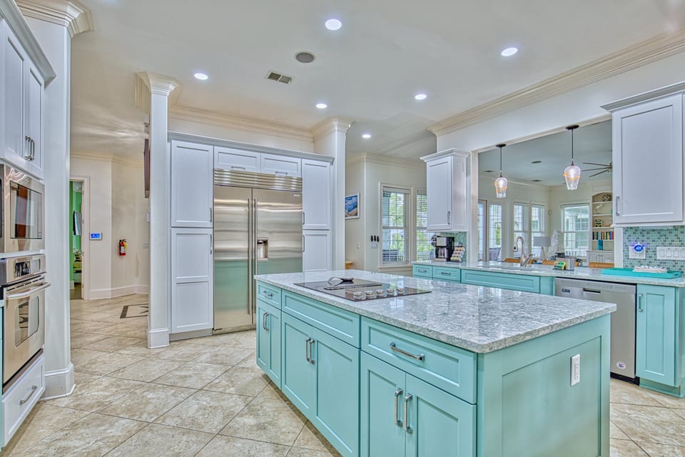 Fully equipped gourmet kitchen with all the best bells and whistles. Freshly remodeled with top of the line everything.