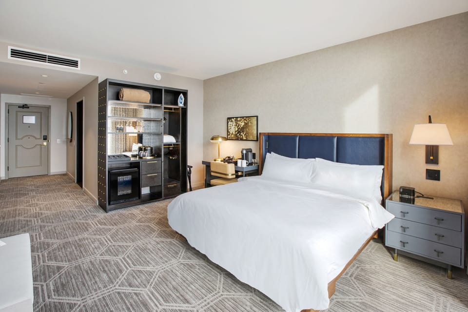 Premier Single Room | Premium bedding, minibar, in-room safe, individually decorated