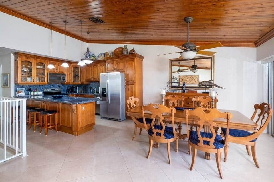 Dining Room and Kitchen