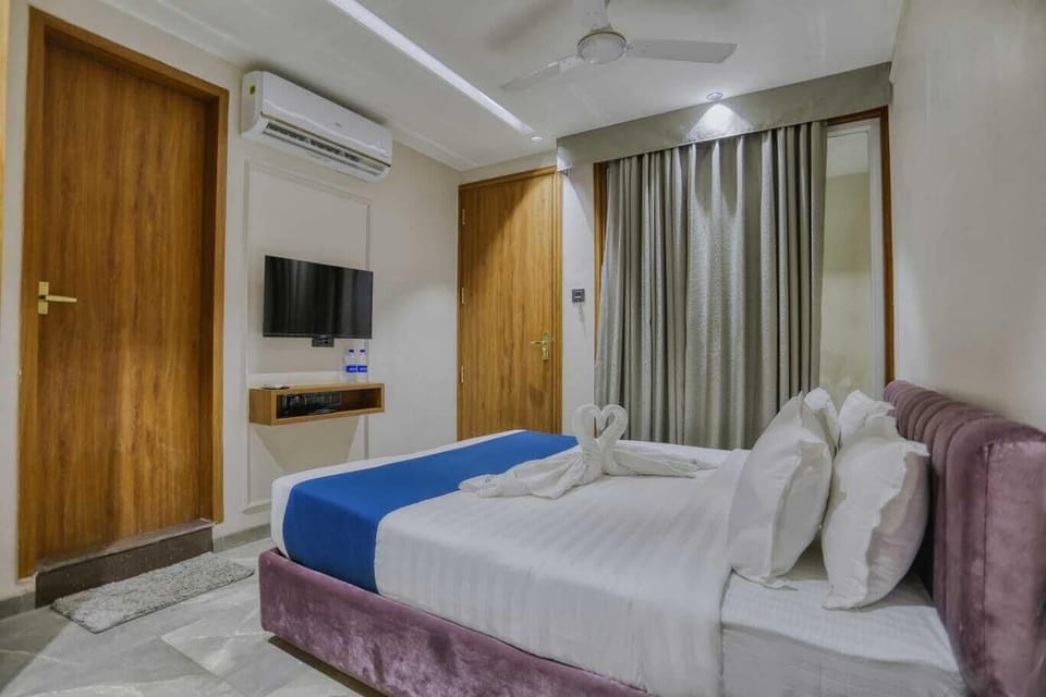 Royal Double Room, 1 Bedroom | Egyptian cotton sheets, premium bedding, desk, soundproofing