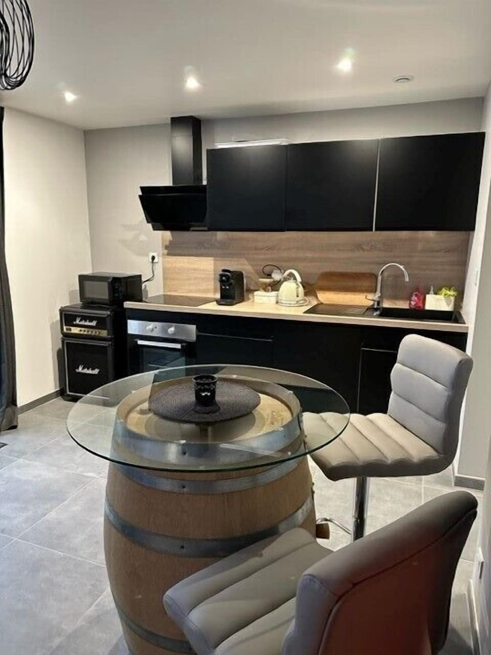 Private kitchen