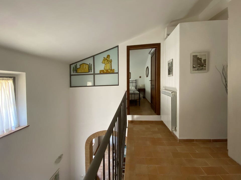 Autumn, Living Room, Spring, Summer
