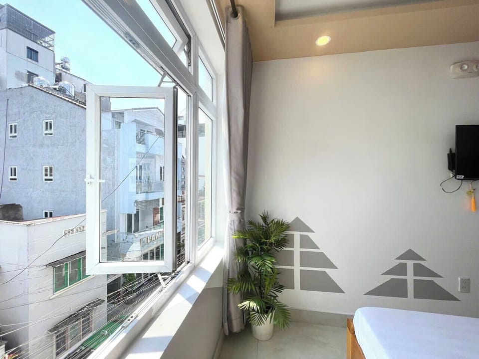 Deluxe Double or Twin Room, 2 Queen Beds, City View | Premium bedding, down comforters, memory foam beds, minibar