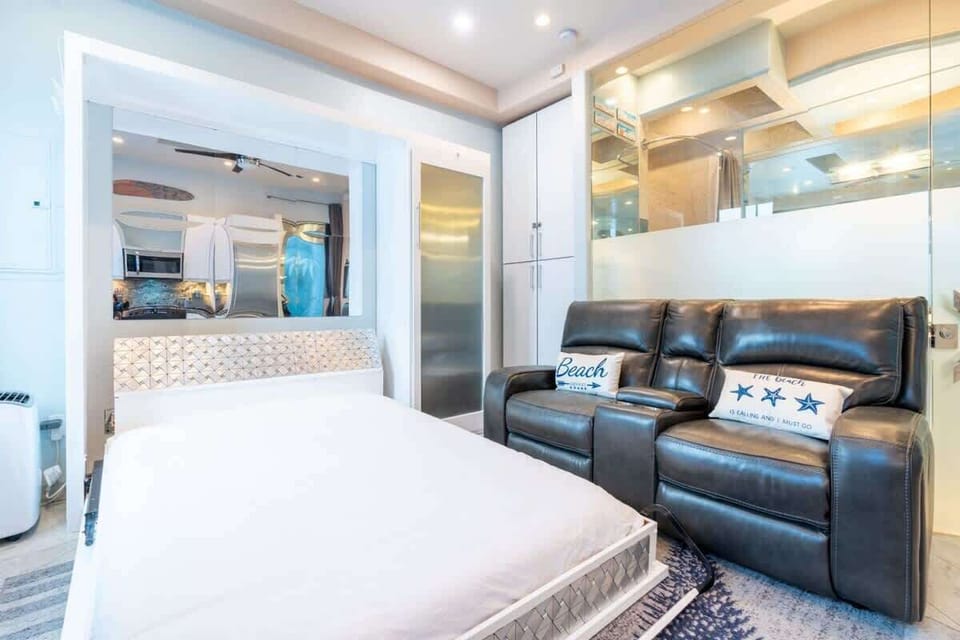 Stow-away Murphy bed to make the most of every square foot.