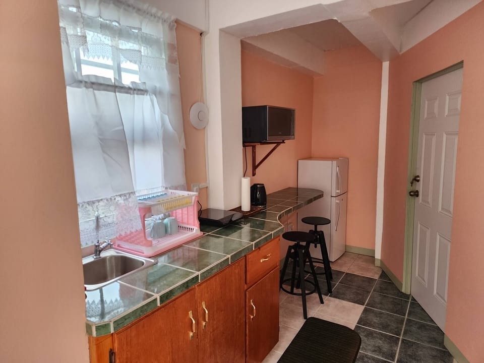 Apartment, 2 Bedrooms, Balcony, City View | Interior