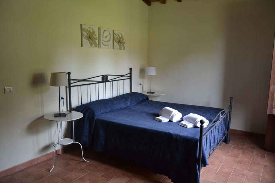 Furniture, Property, Building, Comfort, Wood, Bed Frame, Floor, Flooring, Bed