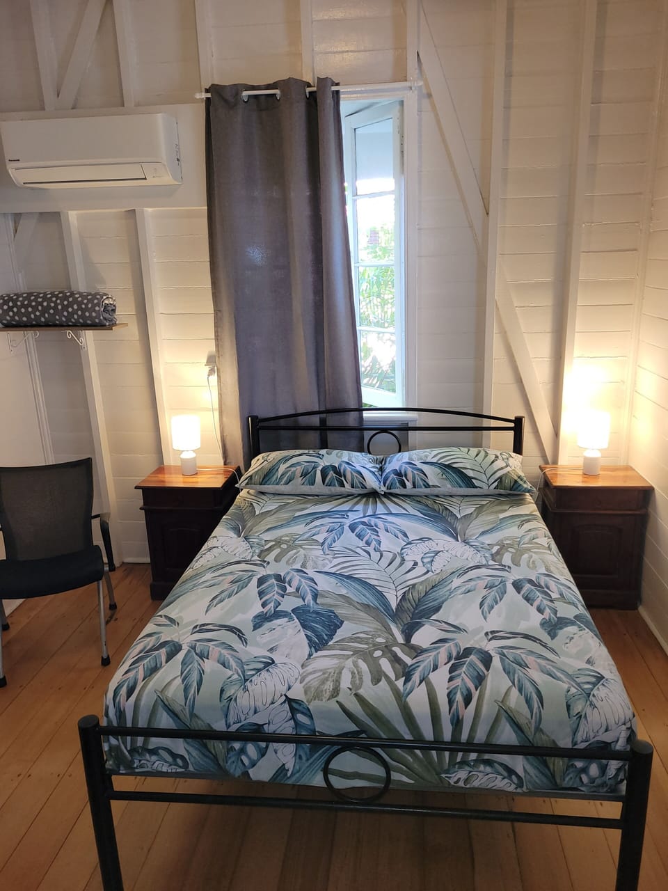 Deluxe Double Room, 1 Double Bed, Garden View | In-room safe, soundproofing, free WiFi, bed sheets