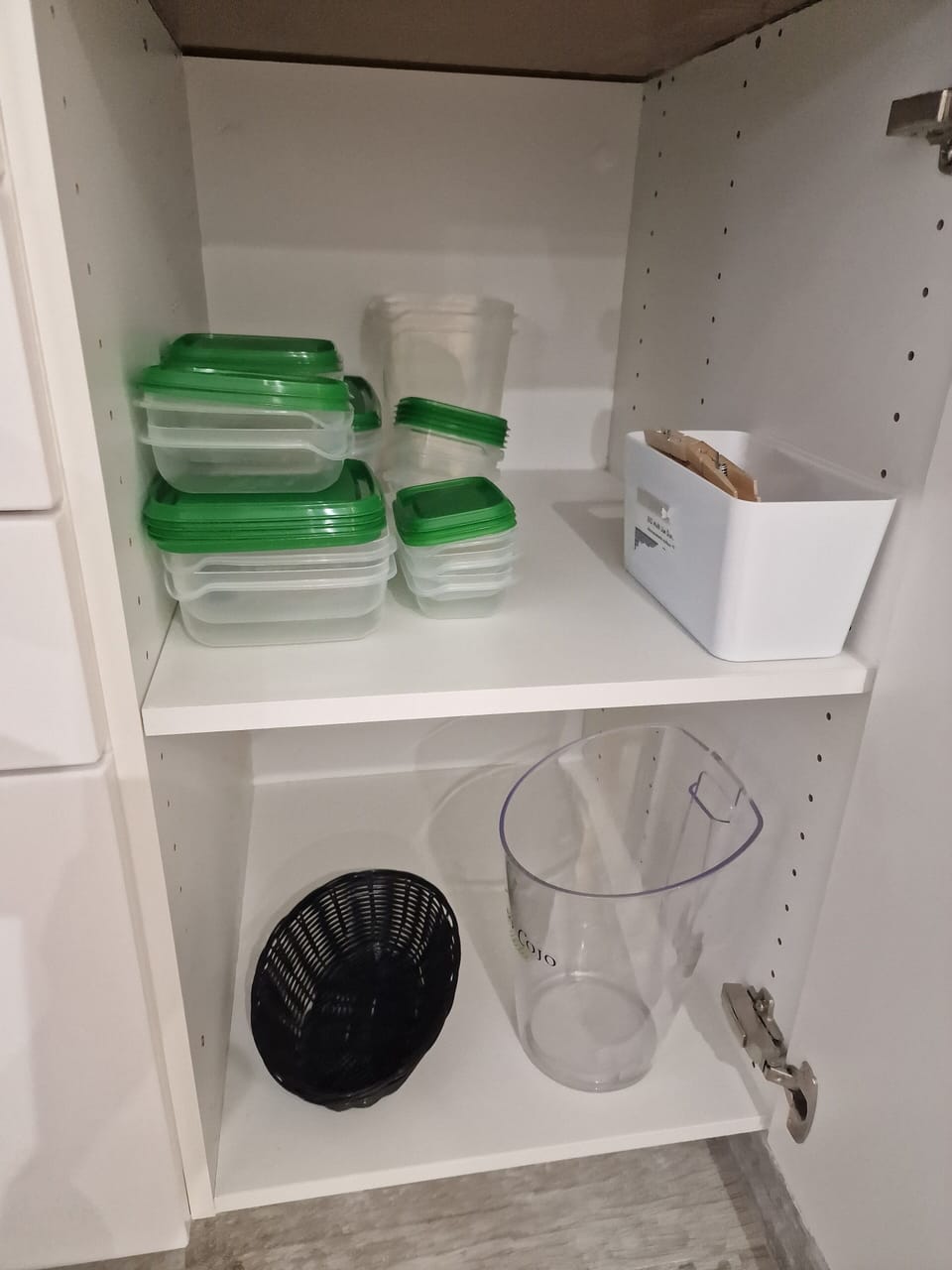 Well equipped kitchen