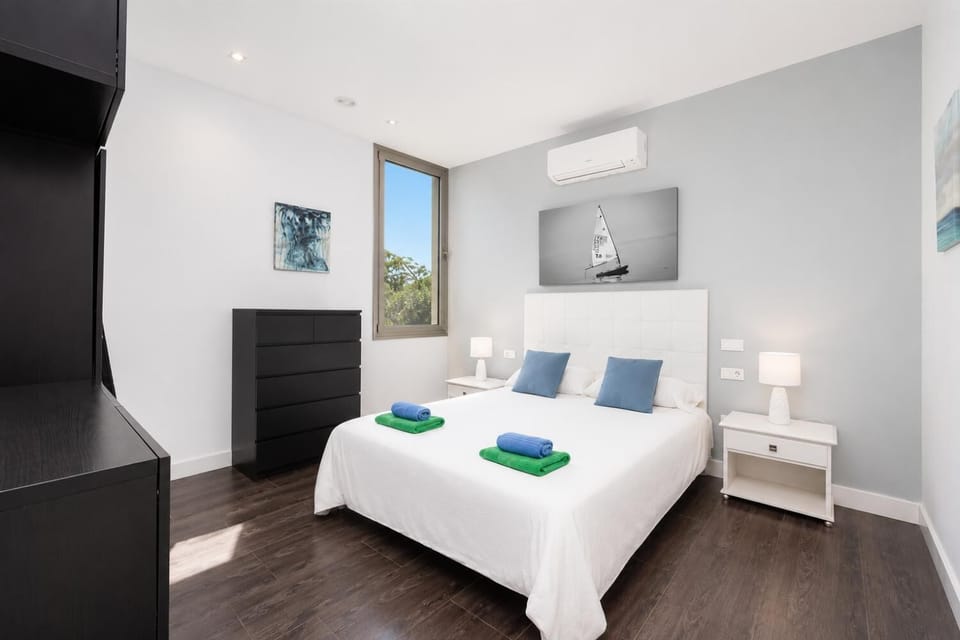 Double bedroom with A/C
