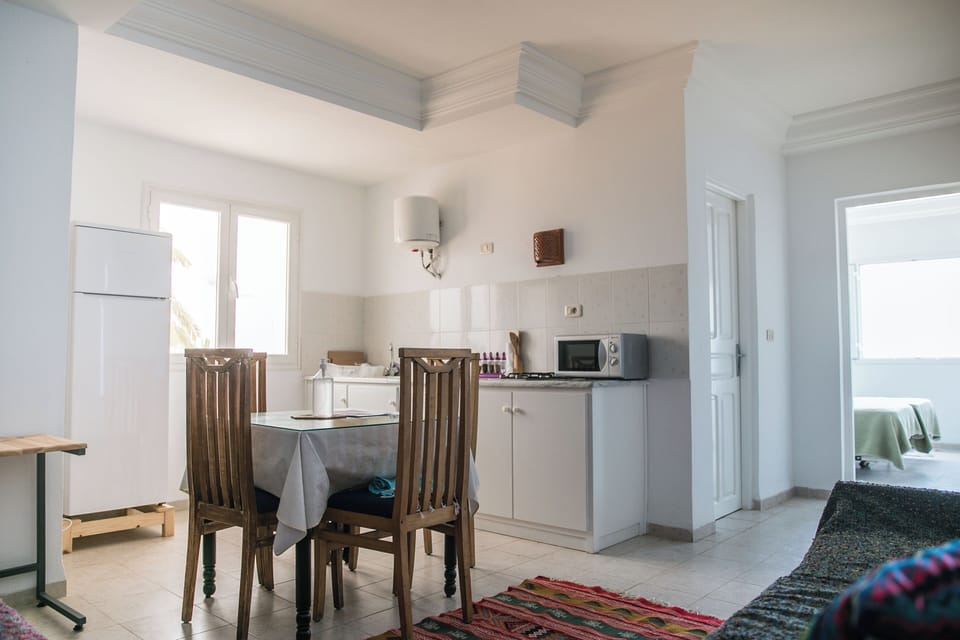 Classic Room | Private kitchen | Fridge, microwave, spices, cleaning supplies