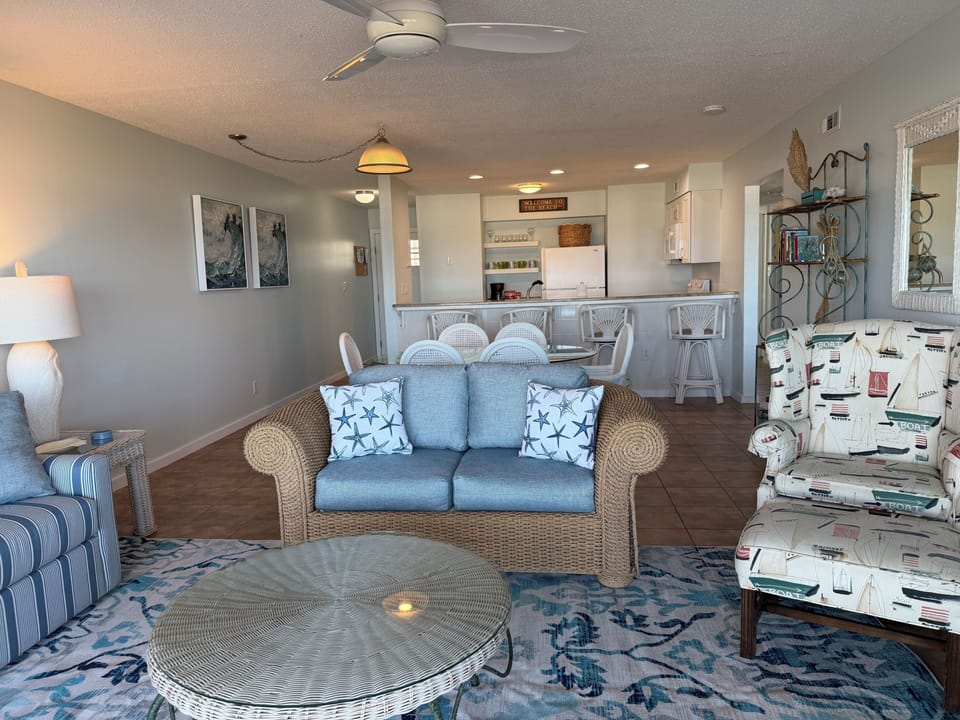 Living area, love seat, club chair